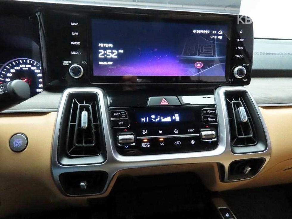 2022 - kia sorento