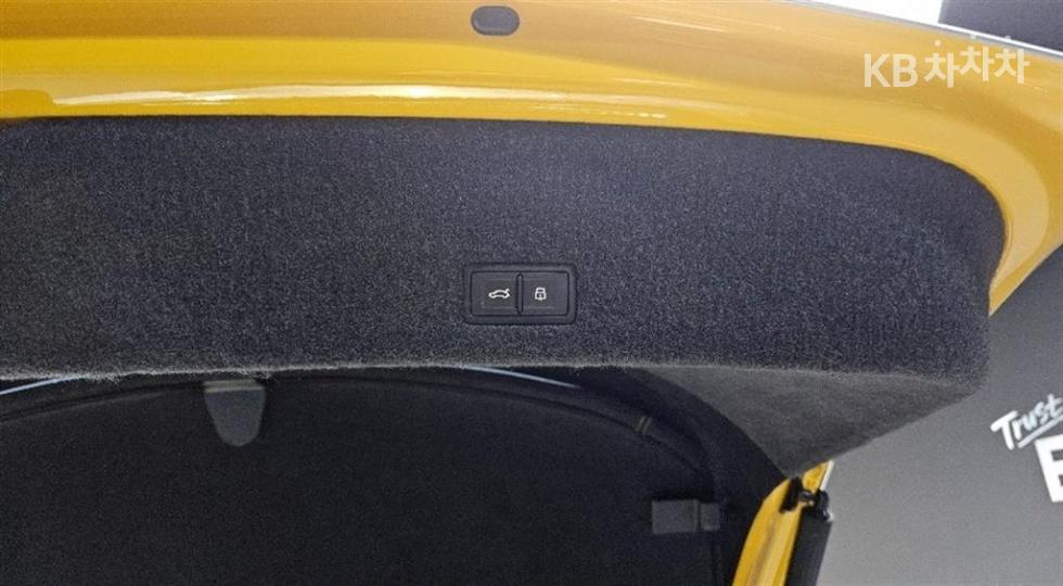2024 Lamborghini Used Car photo