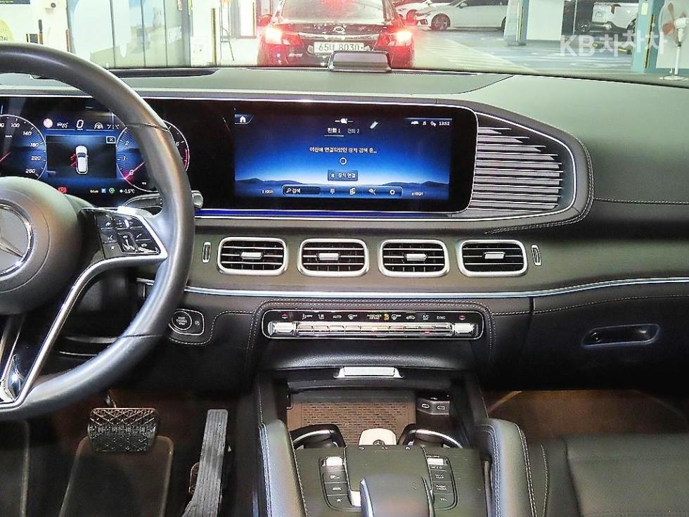 Mercedes-Benz GLE — miniaturë 11