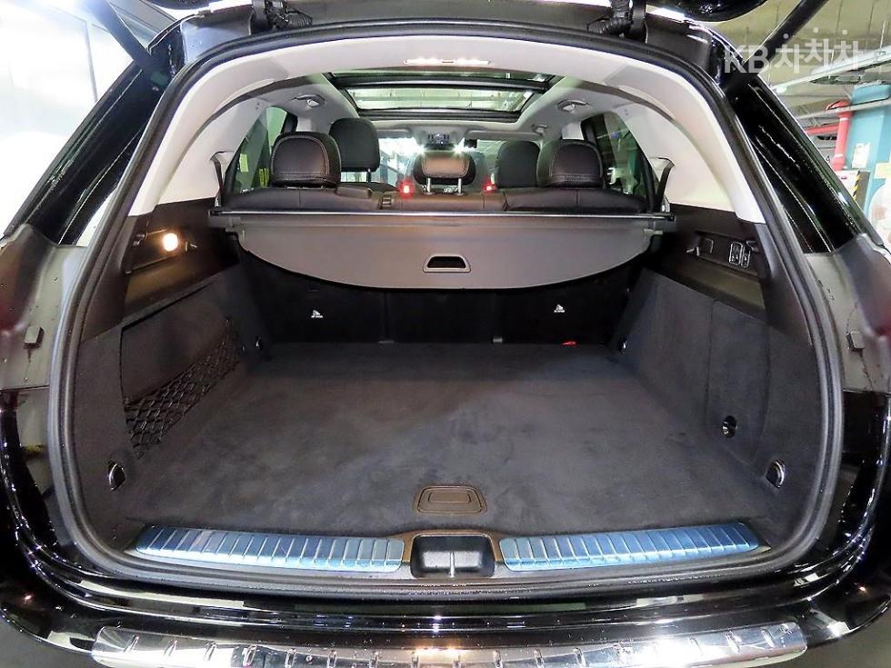 Mercedes-Benz GLE — miniaturë 16