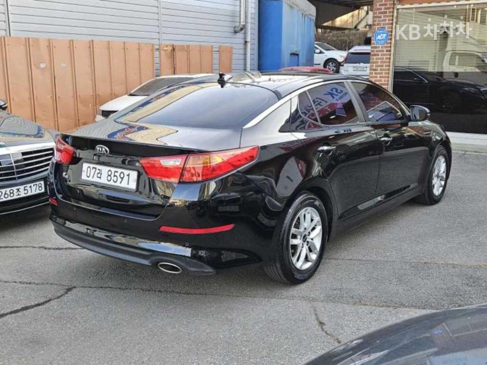 Kia K5 — miniaturë 4