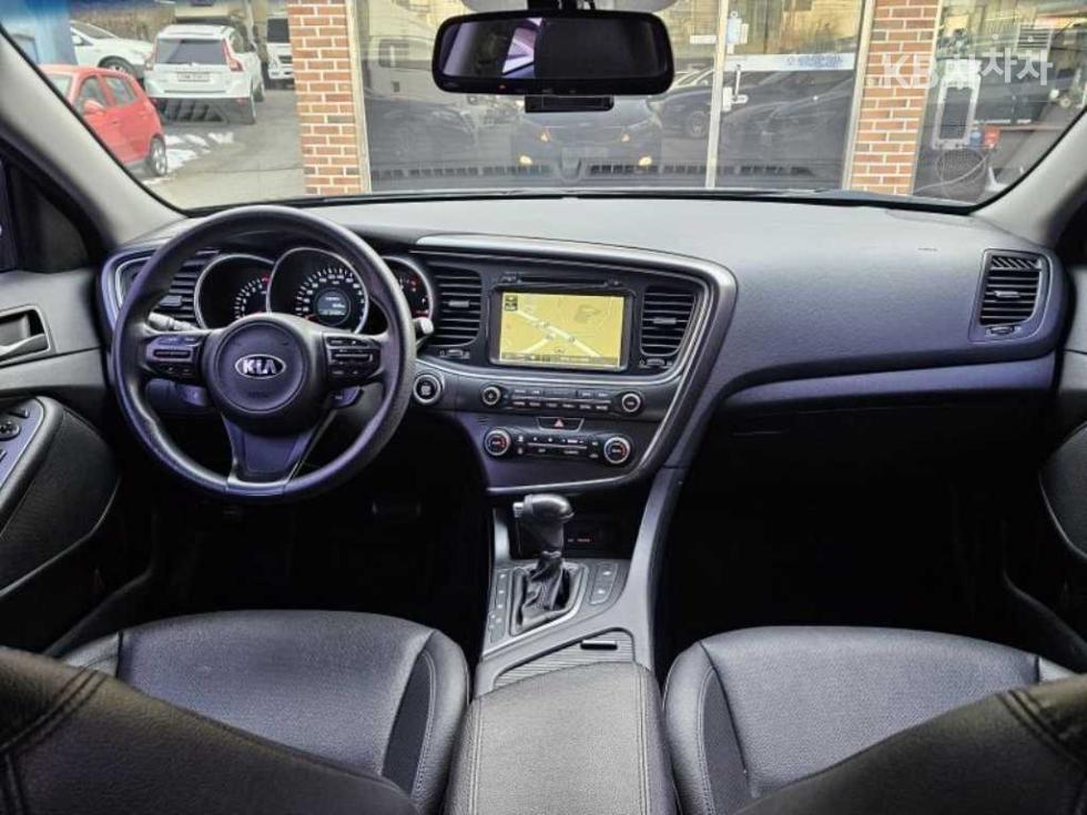 Kia K5 — miniaturë 6