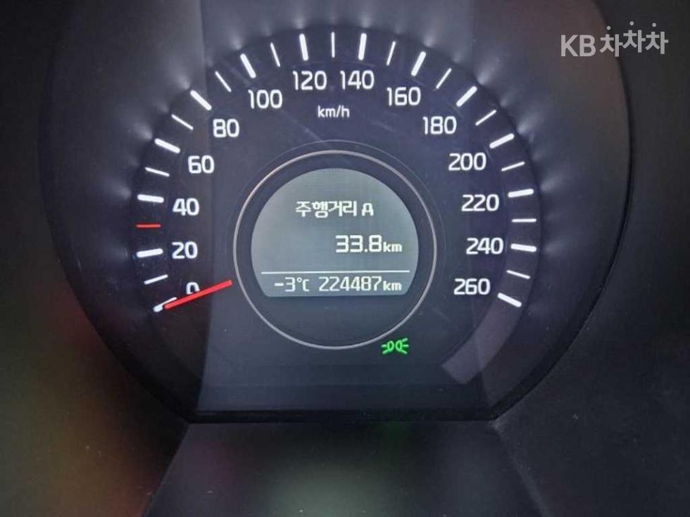 Kia K5 — miniaturë 11