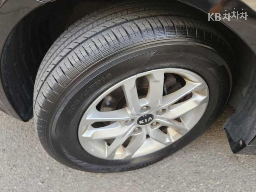 Kia K5 — miniaturë 20