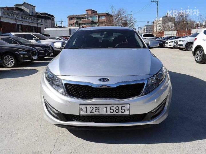 Kia K5 2.0 LPI — foto 1