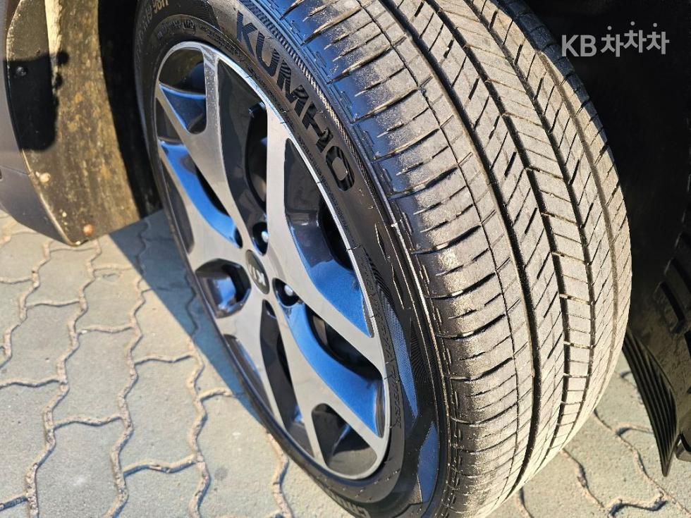 2016 - kia sportage