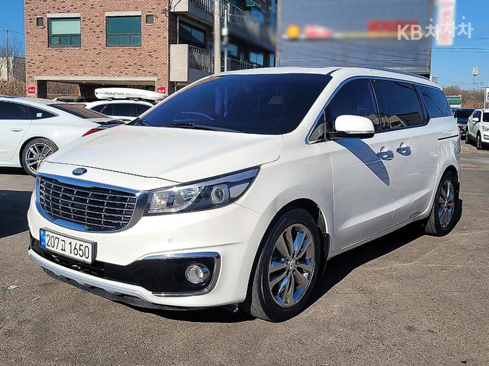 2018 - kia carnival