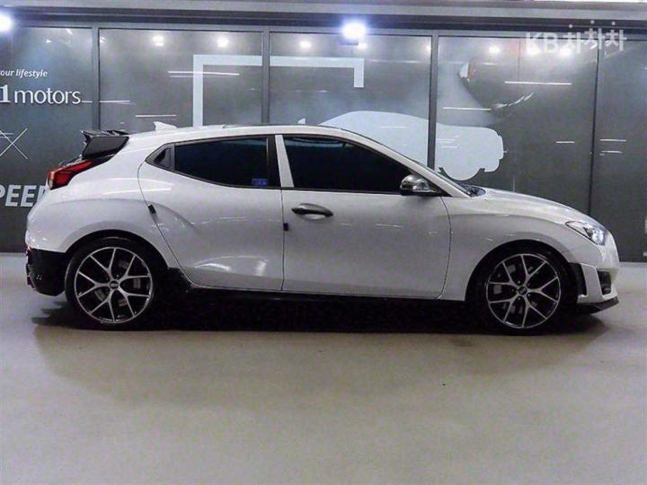 Hyundai Veloster N 2.0 T-GDi 4
