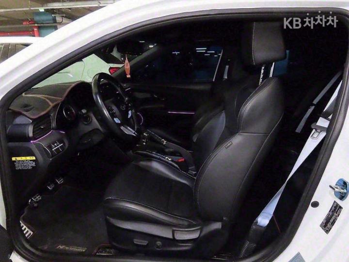 Hyundai Veloster N 2.0 T-GDi 7