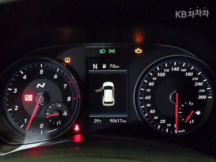 Hyundai Veloster N 2.0 T-GDi 10