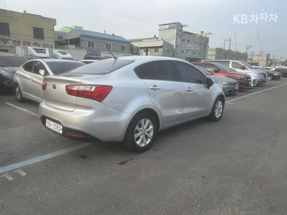 2014 - kia pride