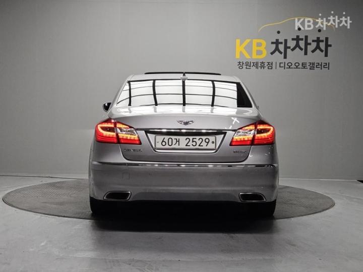 Hyundai Genesis BH330 PREMIUM Base Type 5