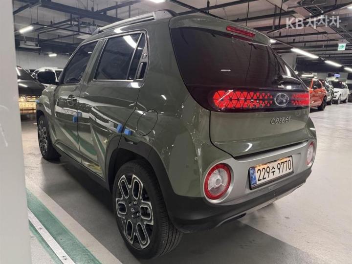 Hyundai Casper 1.0 Gasoline Inspiration 5