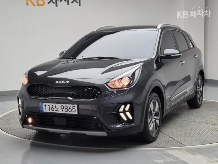 Kia Niro 1.6 HEV Prestige 2