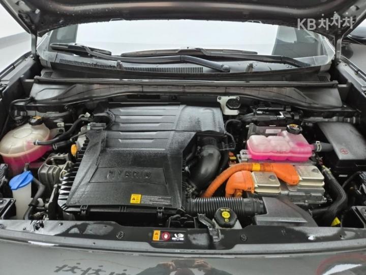 Kia Niro 1.6 HEV Prestige 6