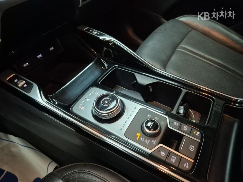 2021 - kia sorento
