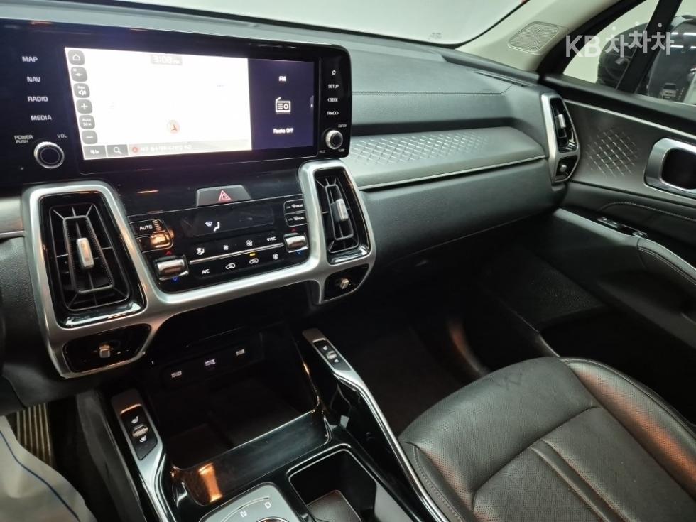 2021 - kia sorento