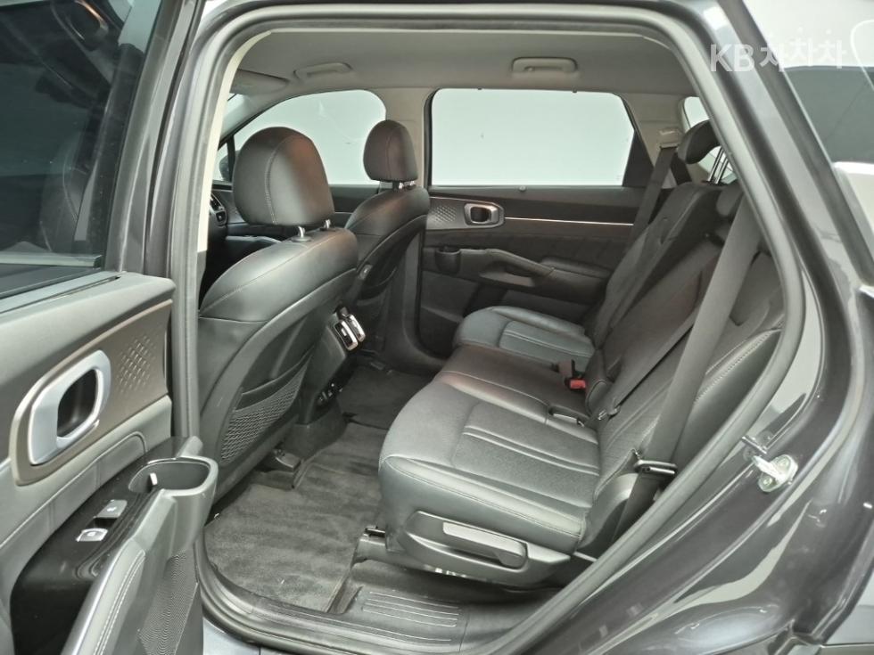 2021 - kia sorento