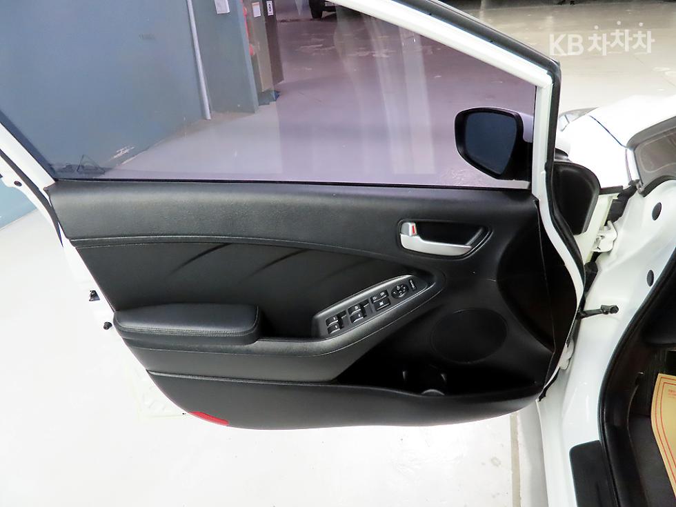 2013 - kia k3