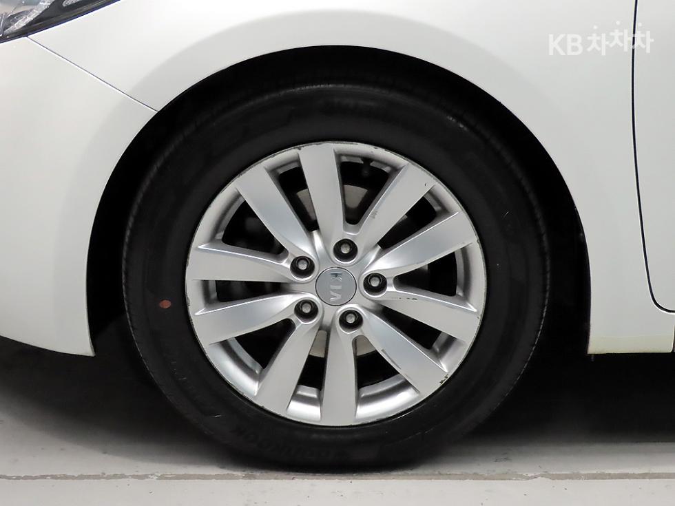 2013 - kia k3