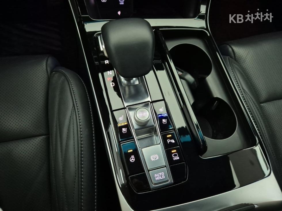 2020 - kia k7