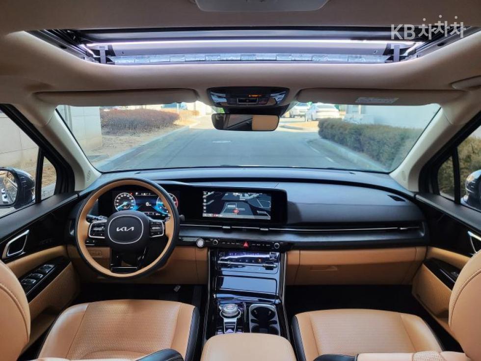 2022 - kia carnival