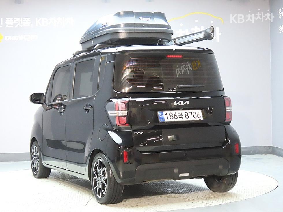 2023 - kia kia