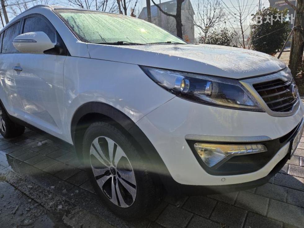 2012 - kia sportage