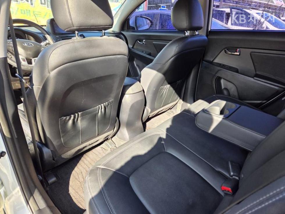 2012 - kia sportage