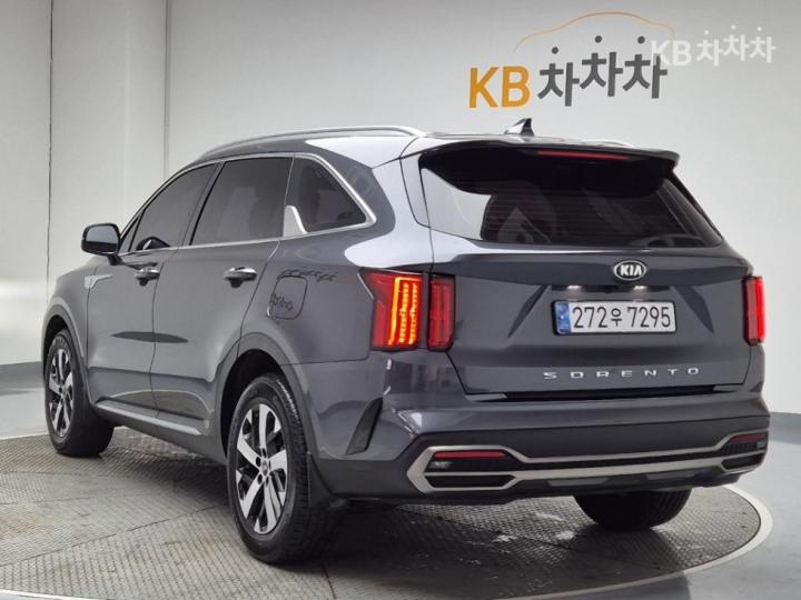 Kia Sorento 2.2 Diesel 2WD Prestige 3