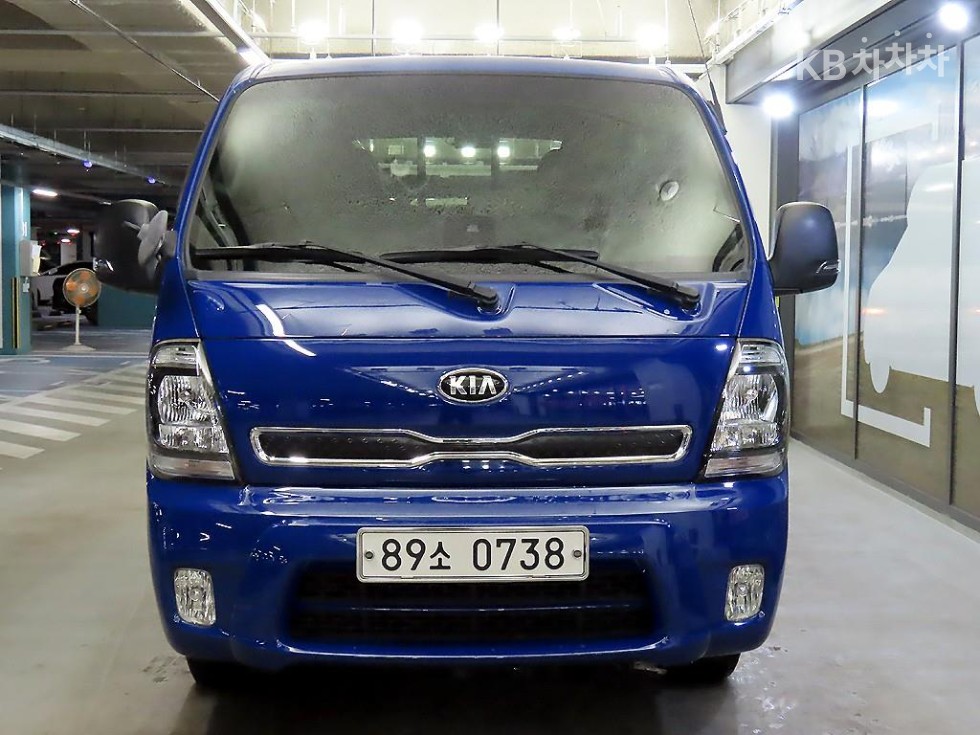 2020 - kia bongo iii