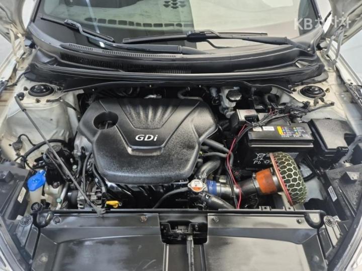 Hyundai Veloster DCT Pack 6