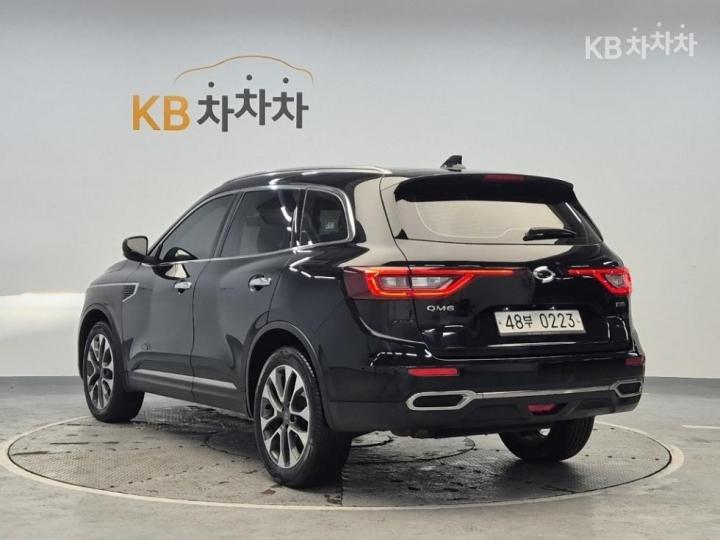 Renault QM6 2.0 4WD RE Signature 3