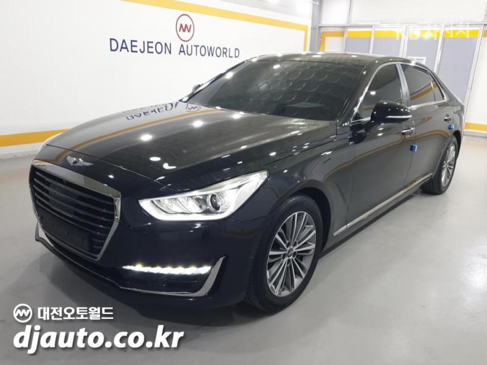 2018 genesis eq900