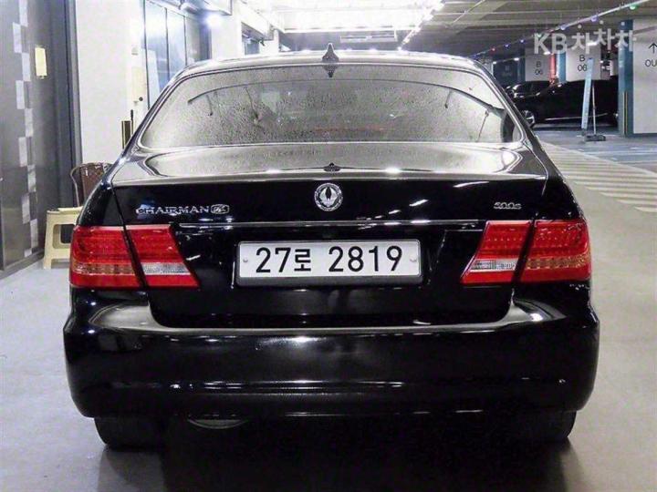 KG Mobility (Ssangyong) Chairman H New Classic 500S Top Model 6