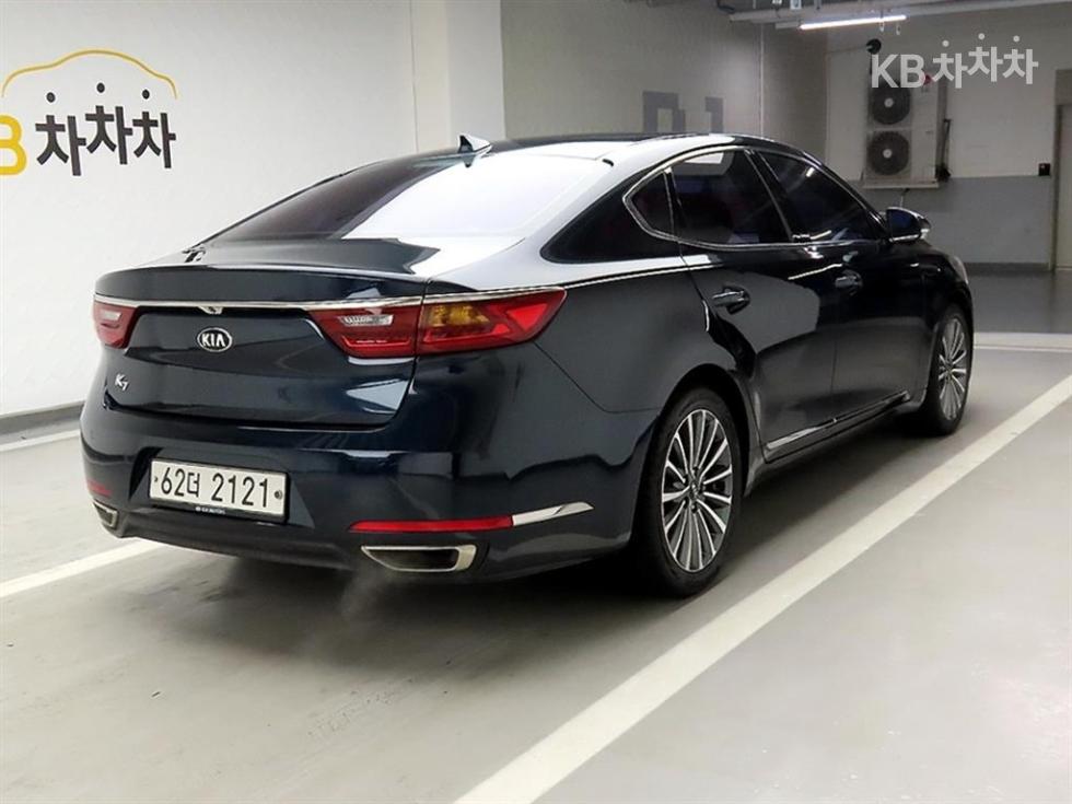 2017 - kia k7