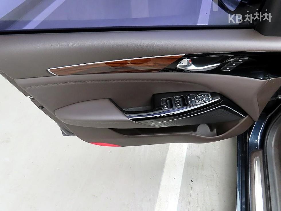 2017 - kia k7