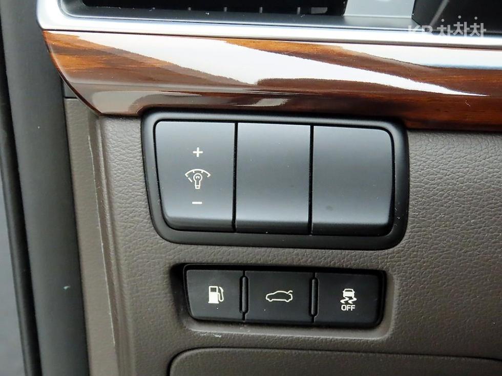 2017 - kia k7