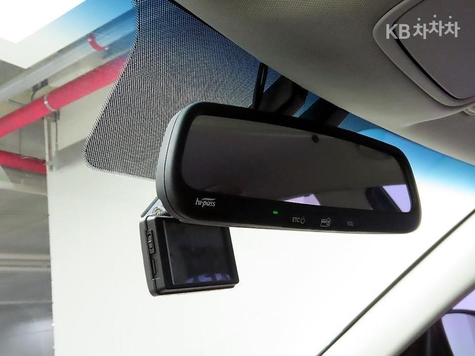 2017 - kia k7