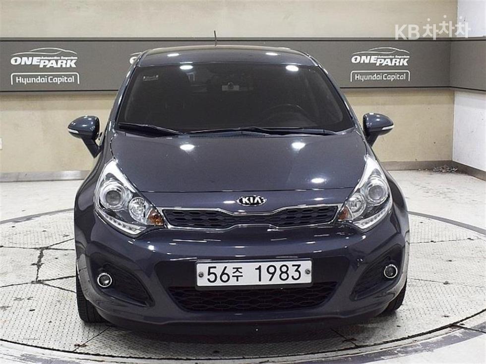 2014 - kia pride