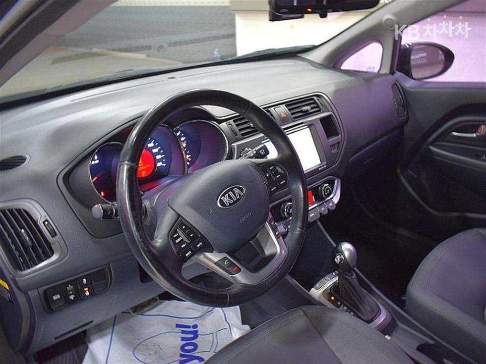 2014 - kia pride