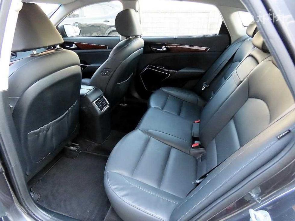 2016 - kia k7