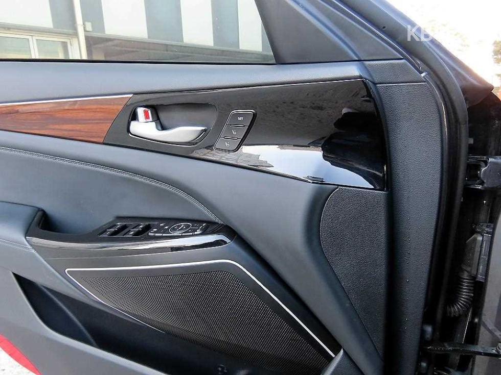 2016 - kia k7