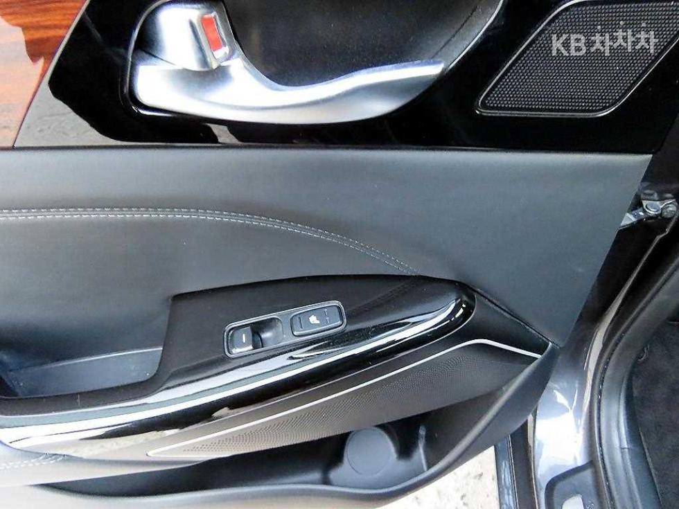 2016 - kia k7