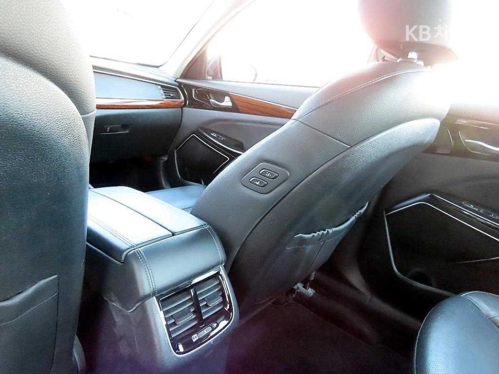 2016 - kia k7