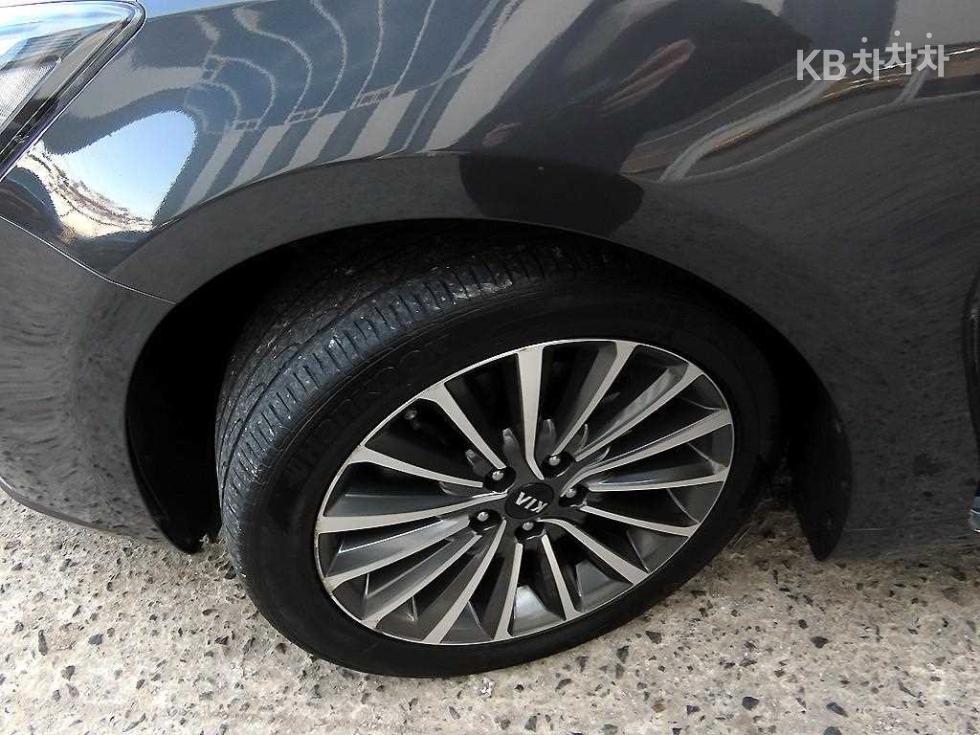 2016 - kia k7