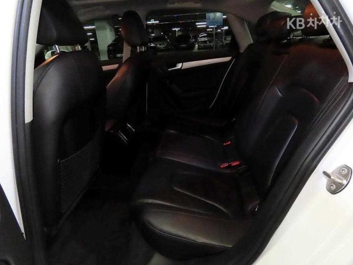 Audi A4 NEW 30 TDI Dynamic B8 8