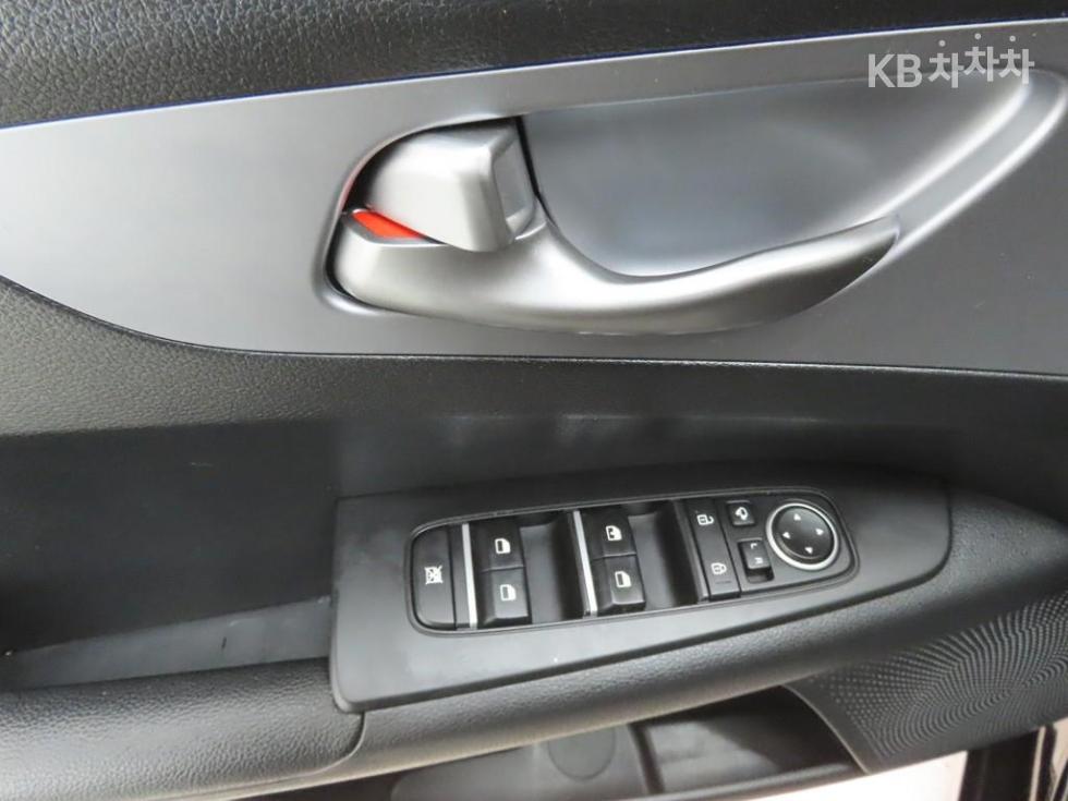 2022 - kia k3
