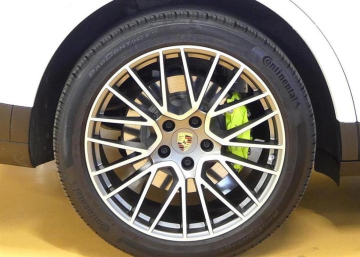 Porsche Cayenne 9Y0 3.0 E-Hybrid Platinum Edition 10