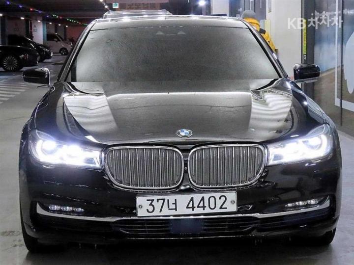 BMW 7 Series G11 740Ld xDrive Base Type 3